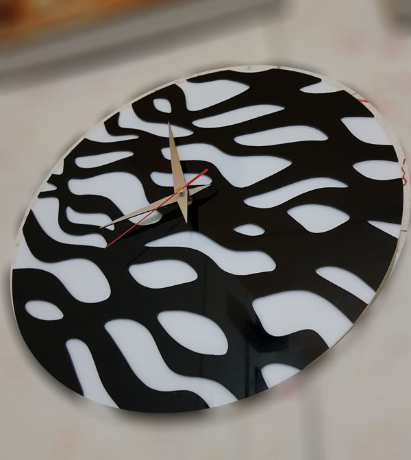 ساعت دیواری طرح موج