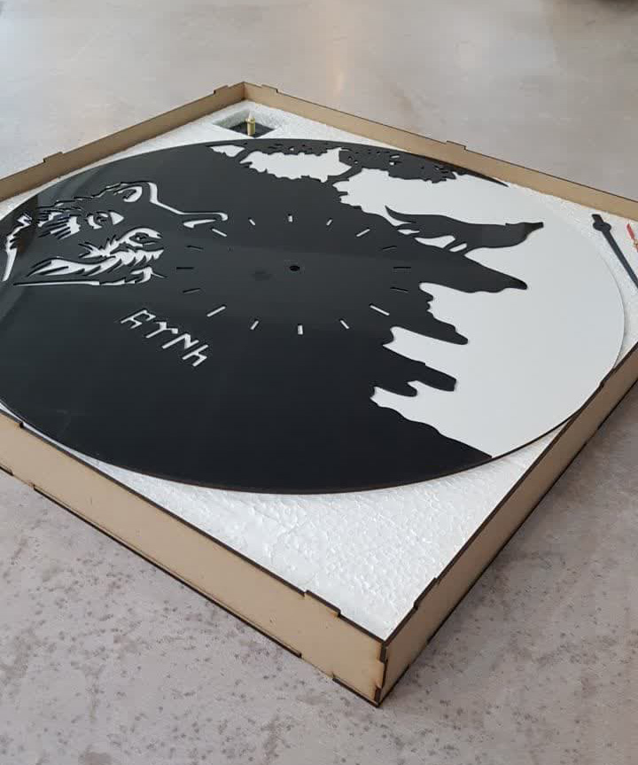 ساعت دیواری طرح قورد ساعت مشکی کد Qurt-001