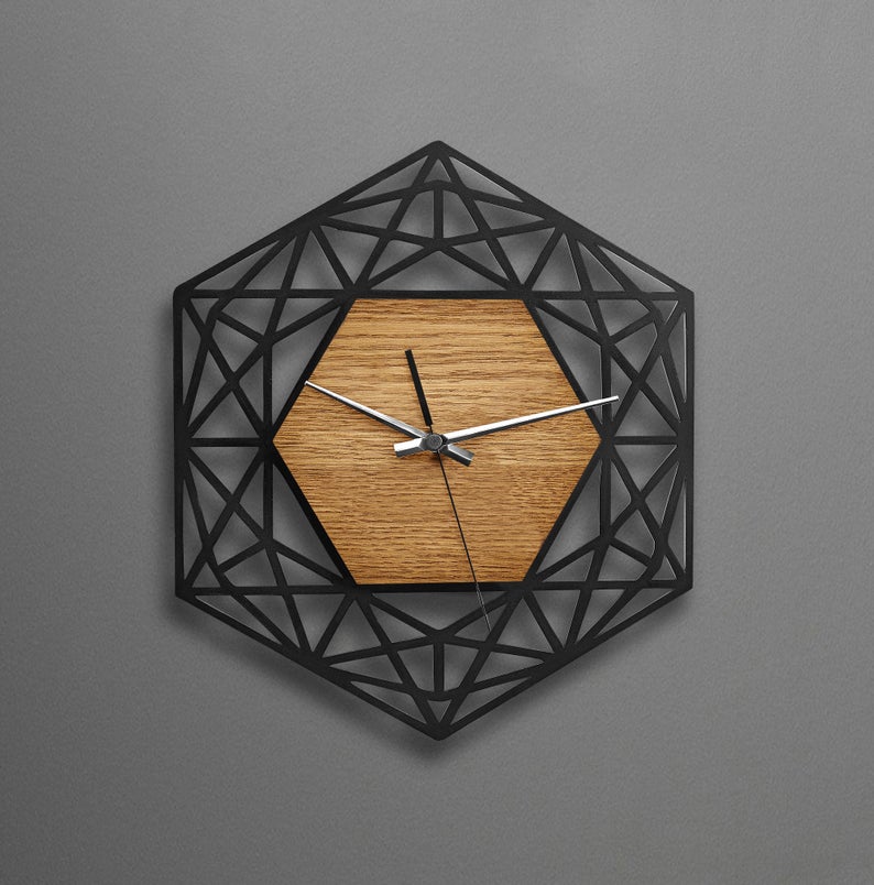 ساعت دیواری مدل اسلیمی چوبی از جنس MDF ترکیبی از دو رنگ