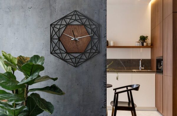 ساعت دیواری مدل اسلیمی چوبی از جنس MDF ترکیبی از دو رنگ