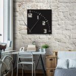 ساعت دیواری مشکی مربعی از جنس پلکسی گلس (شیشه نشکن) یا ام دی اف