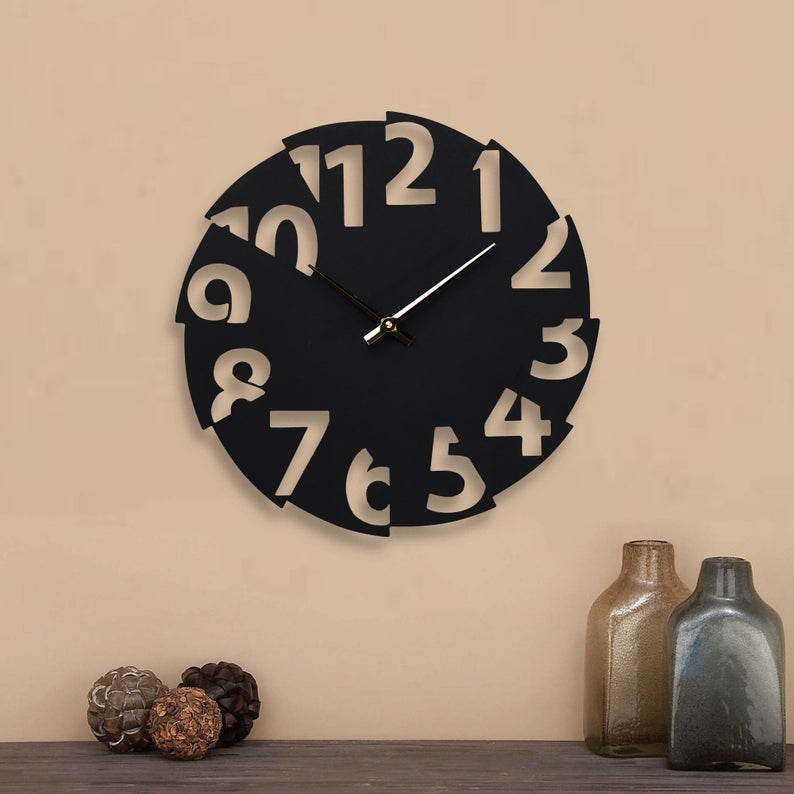 ساعت دیواری مناسب کادو دادن