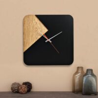 ساعت دیواری مربعی