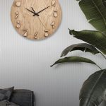 ساعت دیواری مدل Wooden با طرح چوبی و جنس MDF