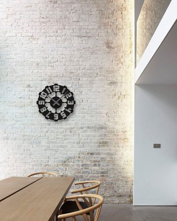 ساعت دیواری رنگ مشکی لوکس با طرح اعداد بزرگ