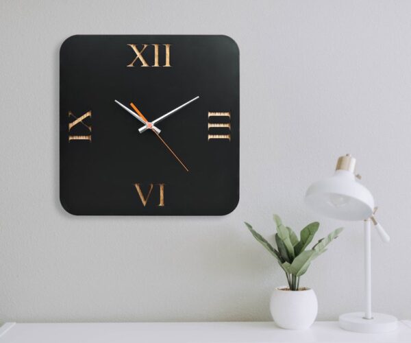 ساعت دیواری مدل black art جنس Mdf و یا ترکیب چوبی MDF و پلکسی گلس