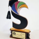 سفارش ساخت تندیس | تندیس شیشه ای | تندیس از جنس چوبی و پلکسی گلس