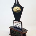 سفارش ساخت تندیس | تندیس شیشه ای | تندیس از جنس چوبی و پلکسی گلس