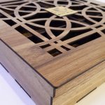 جعبه آجیل و شکلات مناسب هدیه با تنوع رنگ و طرح