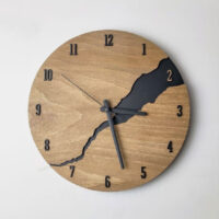 ساعت دیواری چوبی