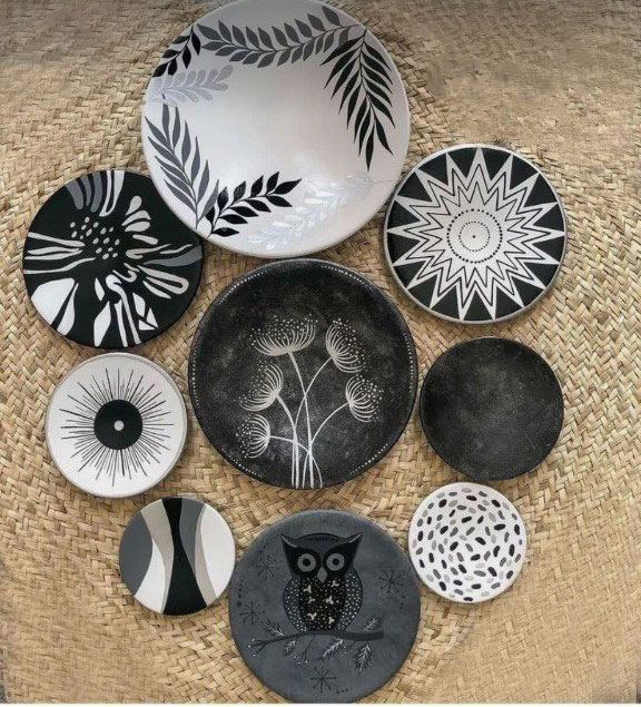 بشقاب دیوارکوب سفالی